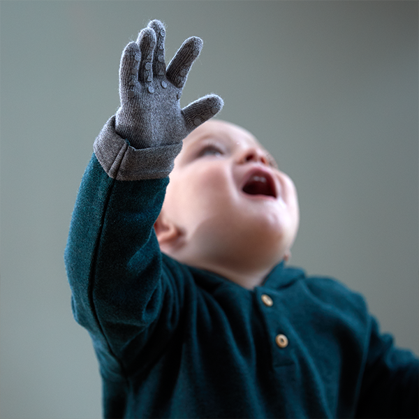 Infant gloves with online fingers