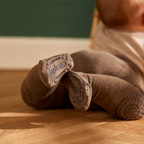 Wool Crawling Tights  Strengthens your child's motor skills » GoBabyGo